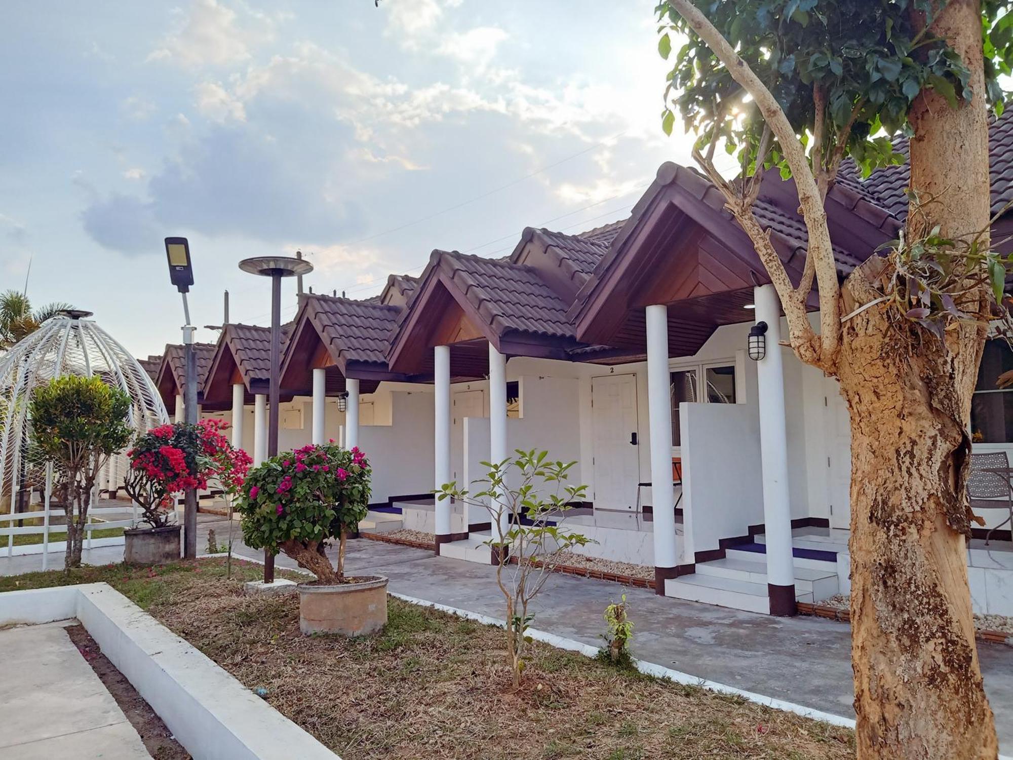 Goldenville Chiang Rai Exterior photo